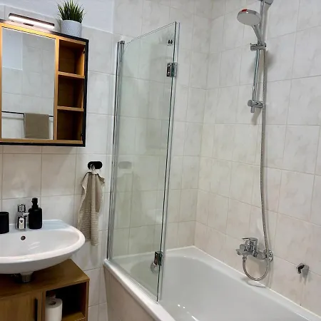 Gassentraum Neu Apartment