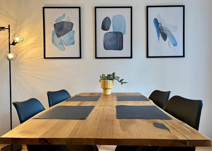 Gassentraum Neu Mit Balkon * بيرنا